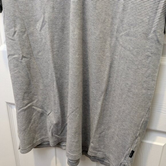 Calvin Klein Men's Liquid Touch XL Gray Stripe Collared Shirt - Picture 7 of 12